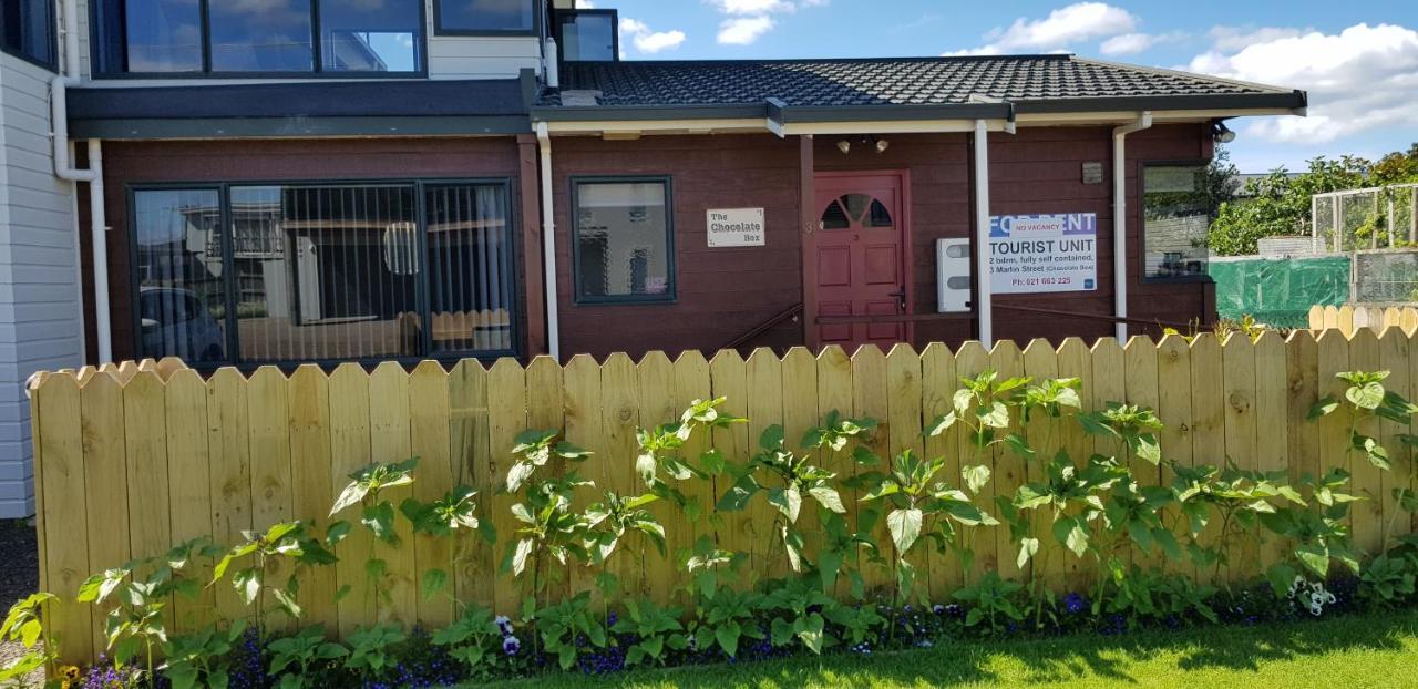 The Chocolate Box Apartment Whitianga Exterior photo